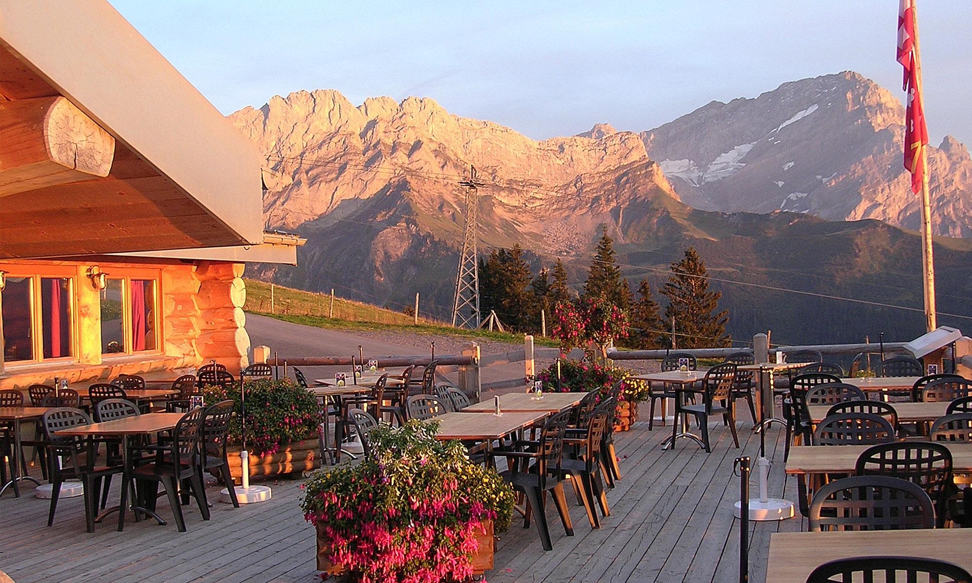 Terrasse_chez Gipsy - Gryon - Eté - Villars_Tourisme_Switzerland