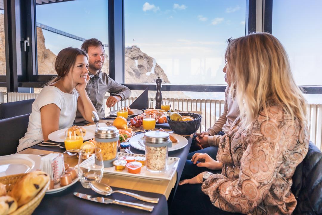 Glacier 3000 - Restaurant Botta - Peak Brunch