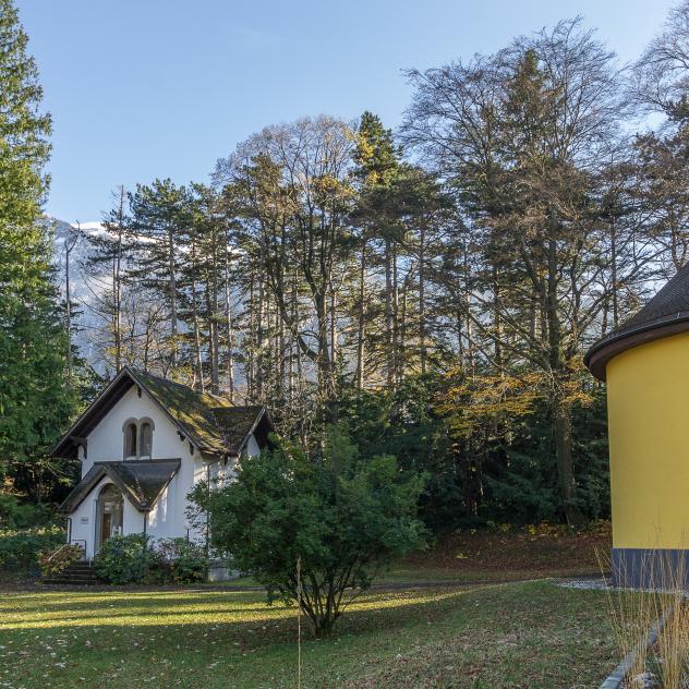 The properties: Grand Chêne et Pelouse.