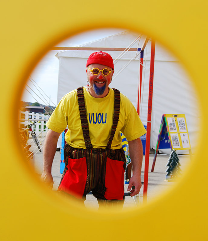 The Vijoli clown