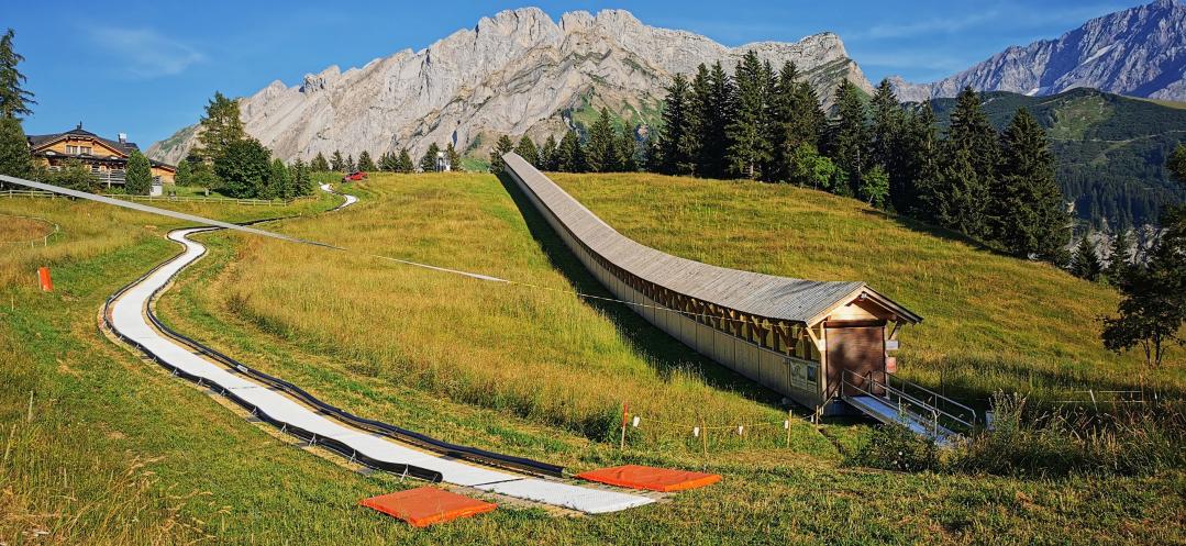 INCLUSIVE | Summer Tubing Frience