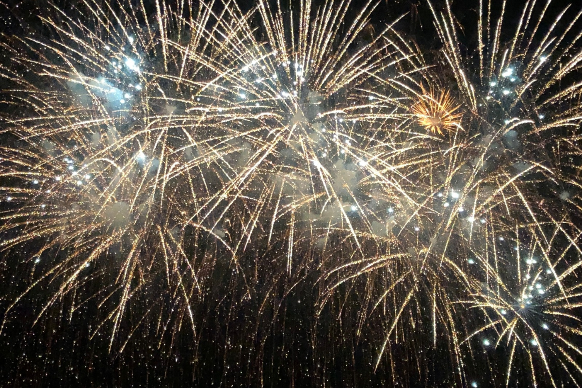 Fireworks on 1 August in the Alpes Vaudoises