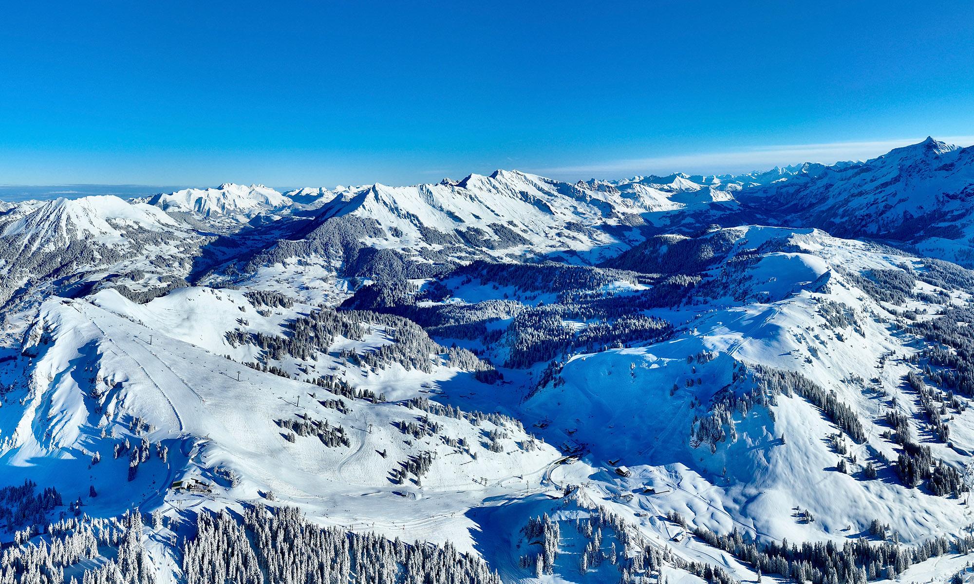 Profilage de la piste de la Rasse, liaison stratégique entre Bretaye et Gryon