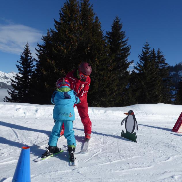 Private ski & snowboard lessons with ESS Gryon