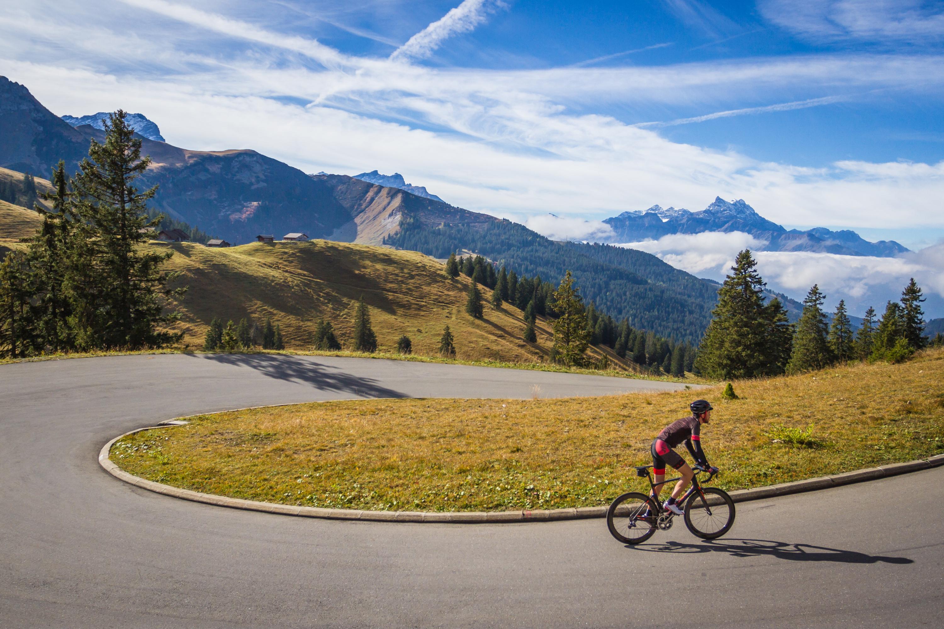 Road bike routes in Gryon