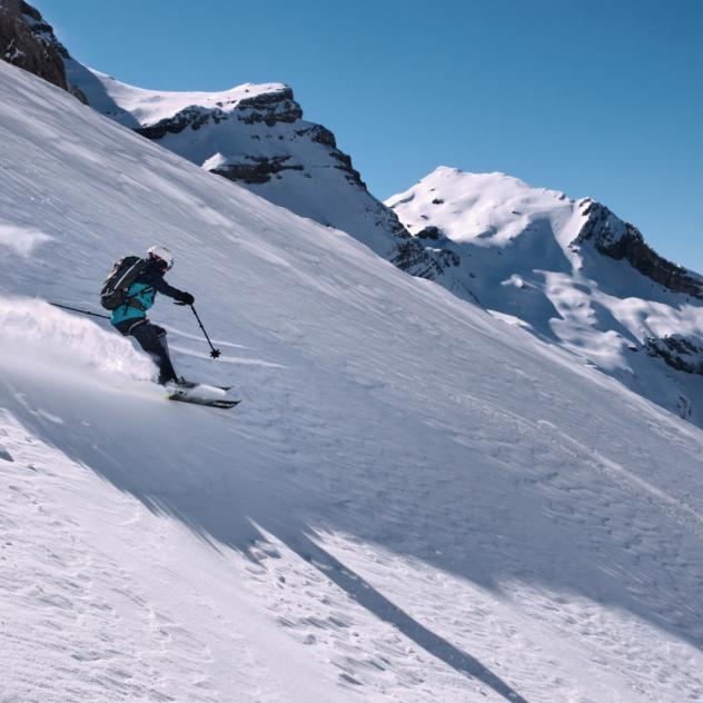 Private off-piste skiing lessons with the Bureau des Guides