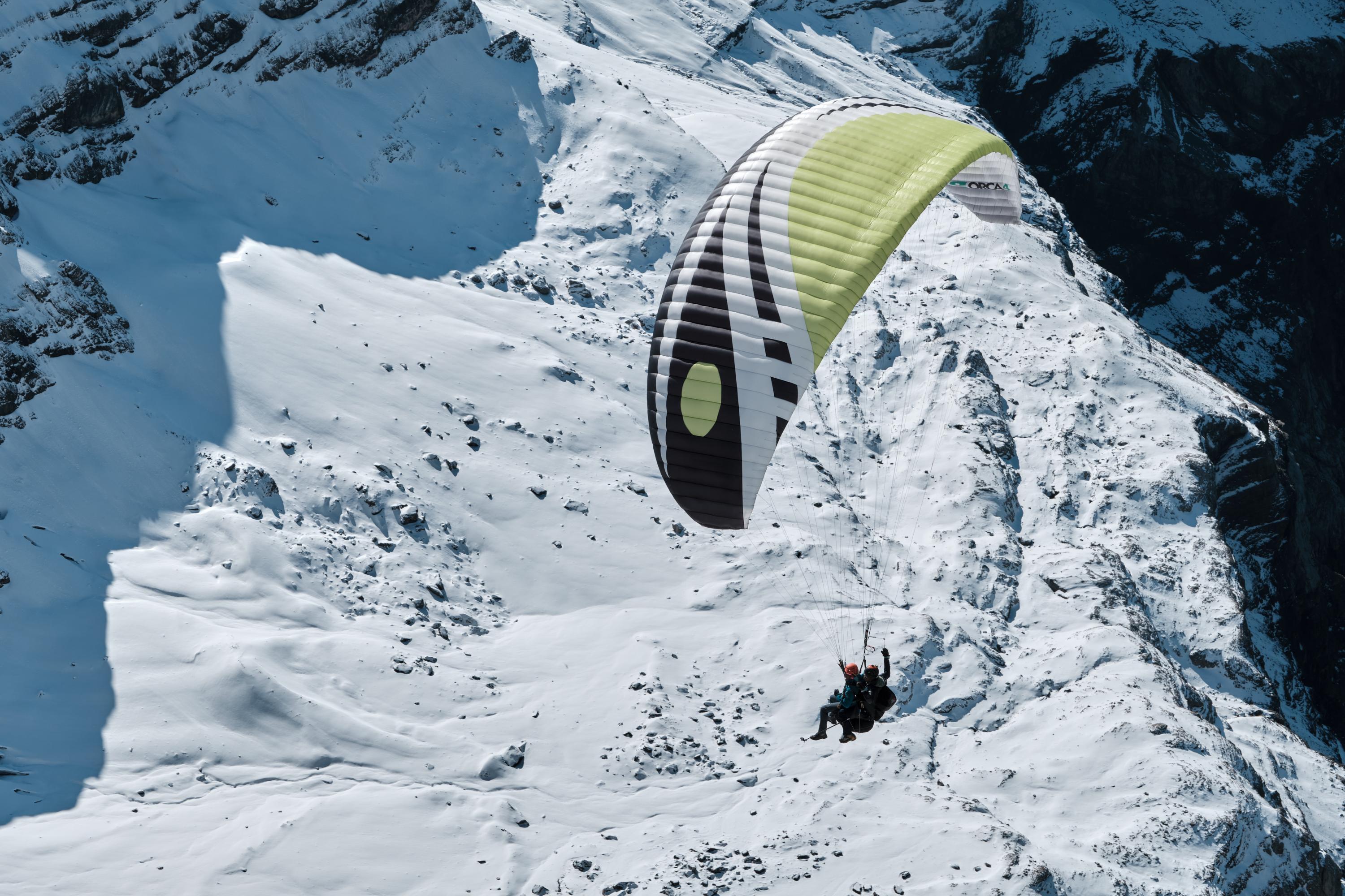 Paragliding: all-season flights