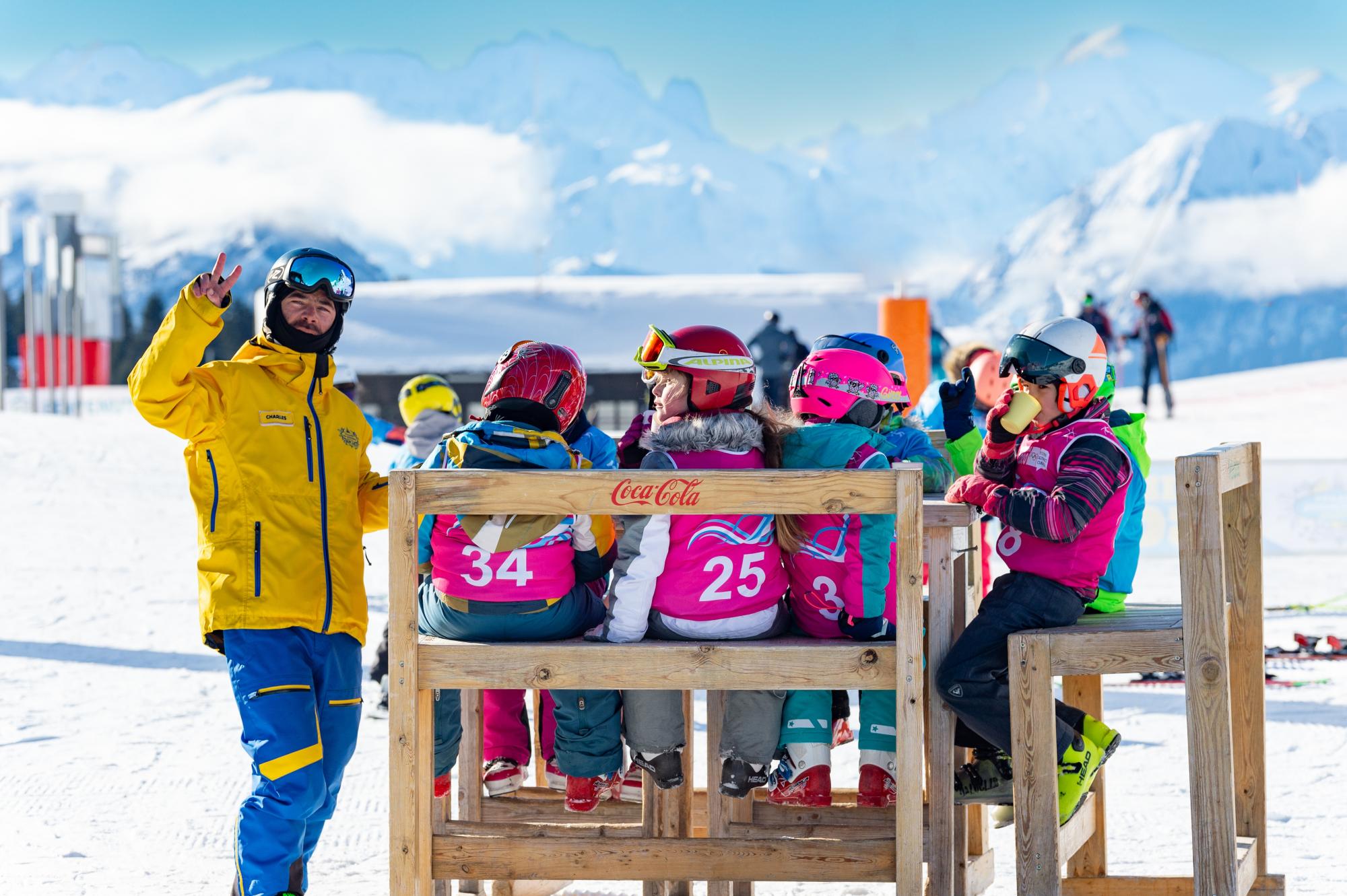 Gruppenunterricht für Kinder mit der Skischule Villars