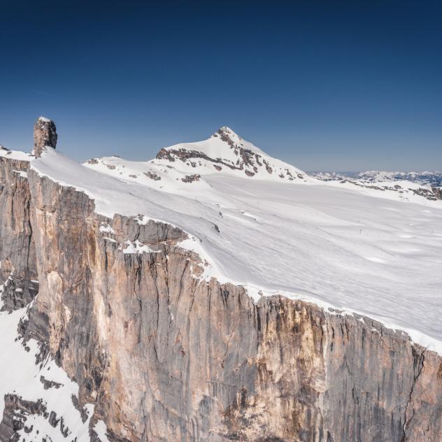 Trek alpin avec le Bureau des Guides à Glacier 3000