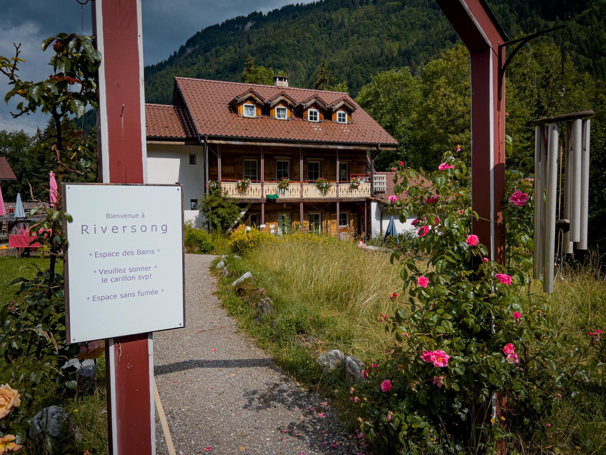 Espace Riversong, in the heart of nature at Les Plans-sur-Bex