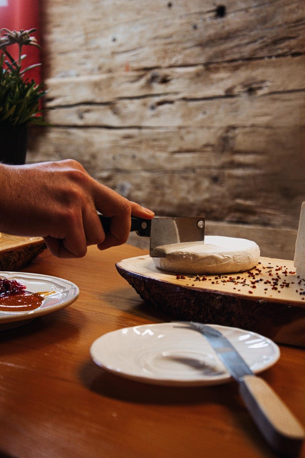 It's hard not to have another helping of this good cheese
