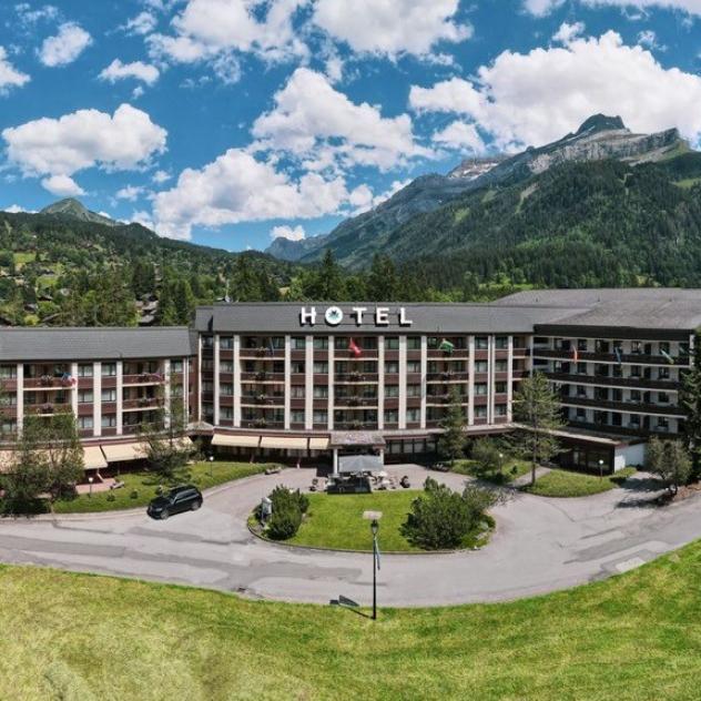 The Glacier Hotel (ex Eurotel Victoria)