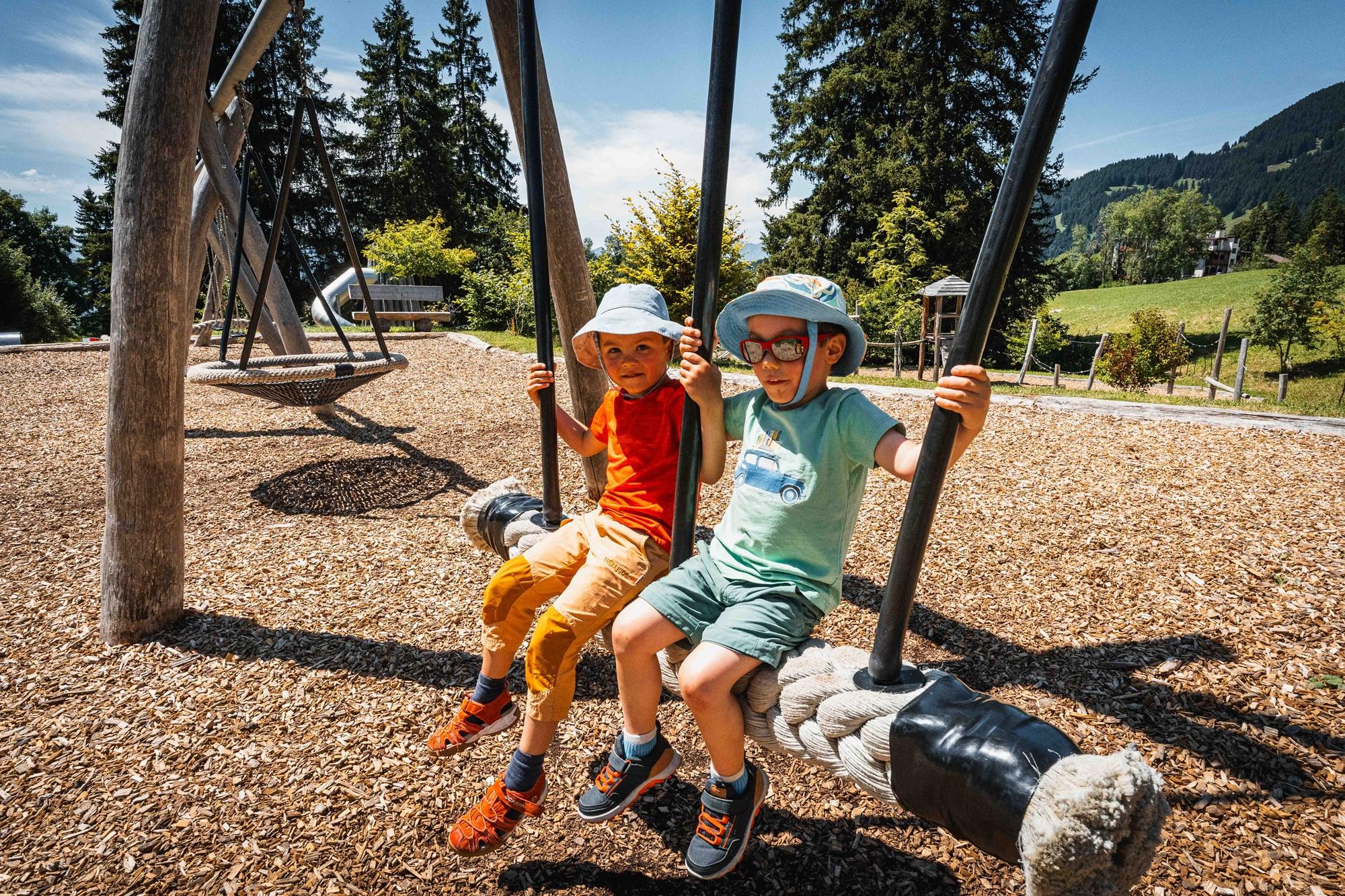 Villars Fun Park - Balançoire - Place de jeux - Famille