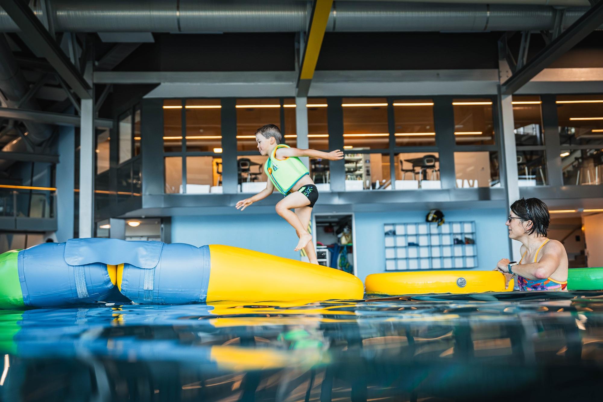 Piscine de Villars - jeux wibit - Famille