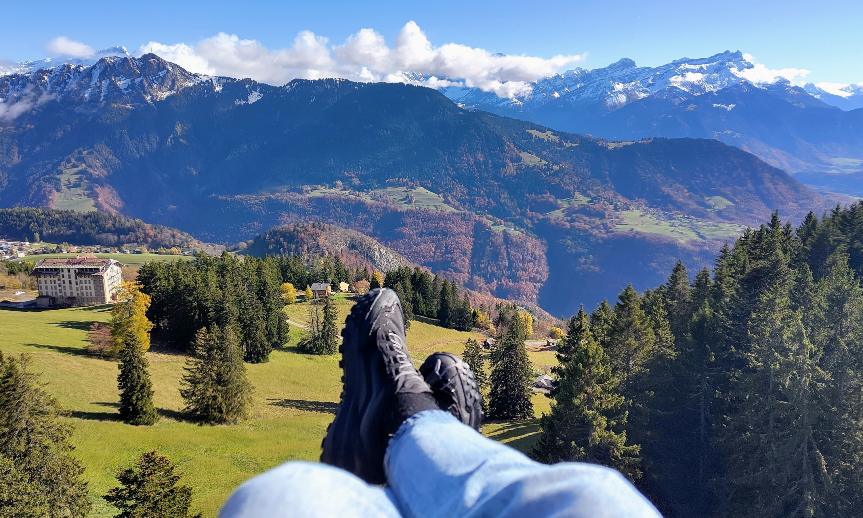 Tandem-Gleitschirmflug in Leysin