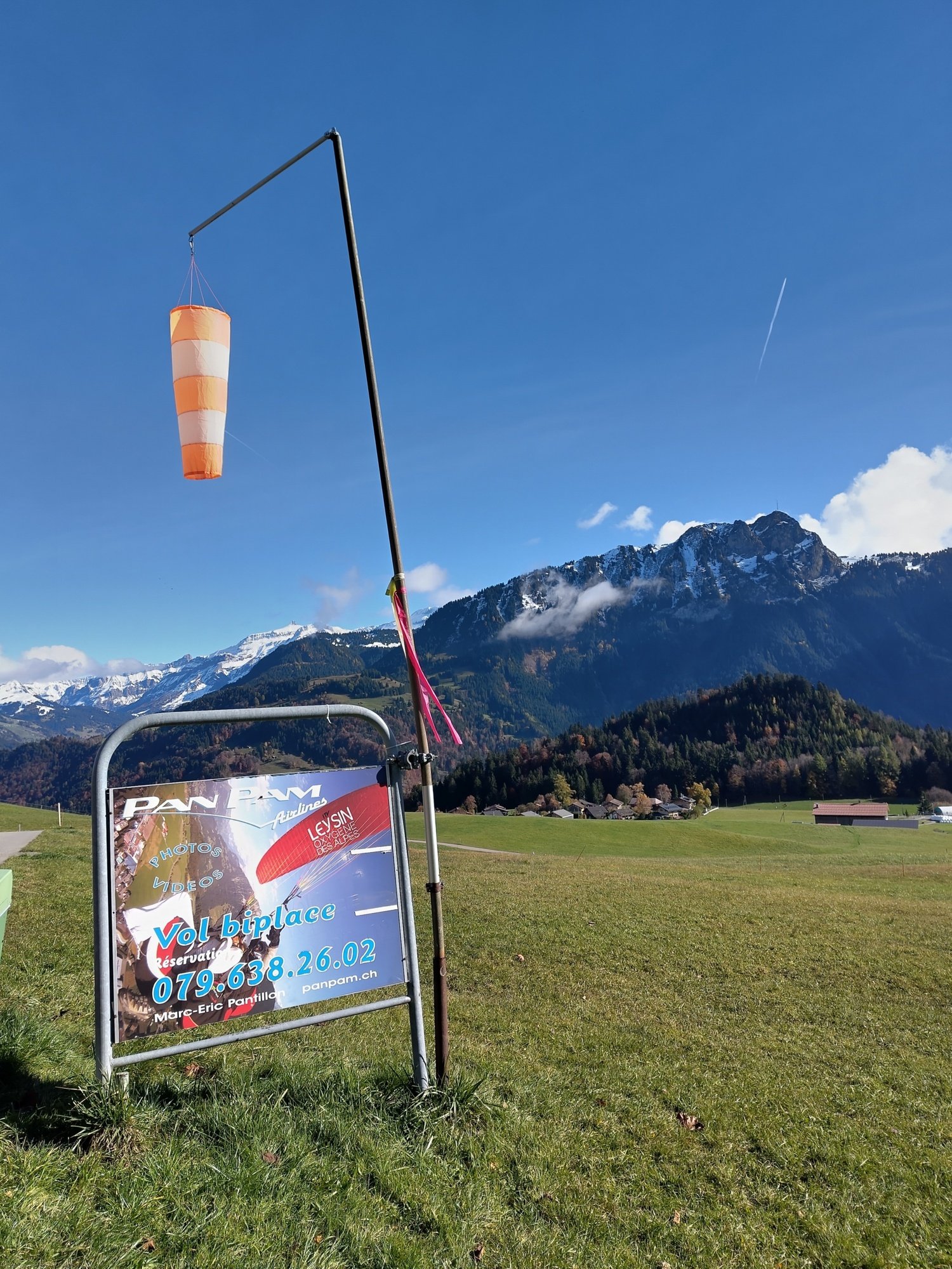 Unser Landeplatz unter dem Blick des Grand Chamossaire im Hintergrund