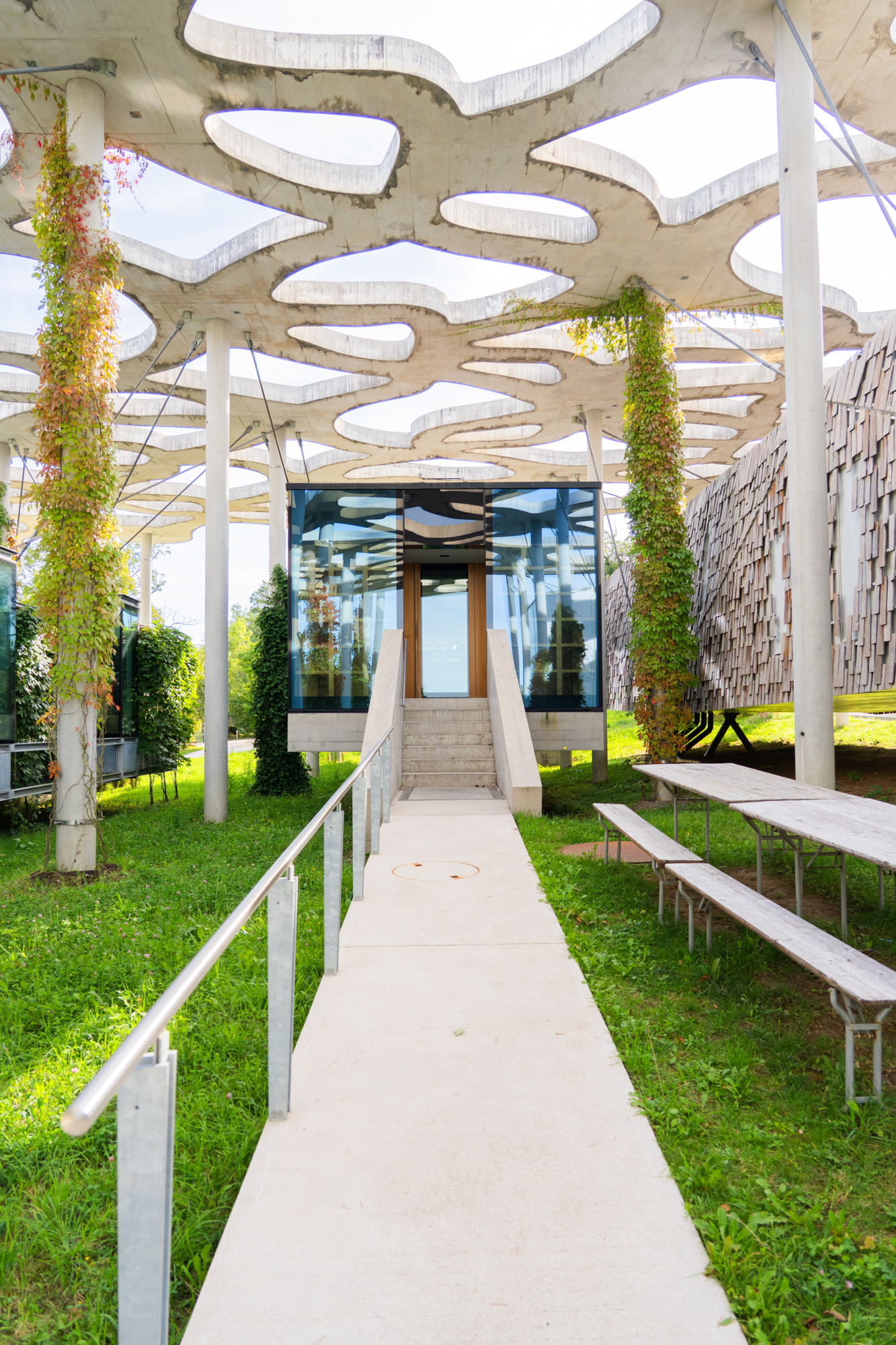 Fondation Jan Michalski - entrée bureau Canopée