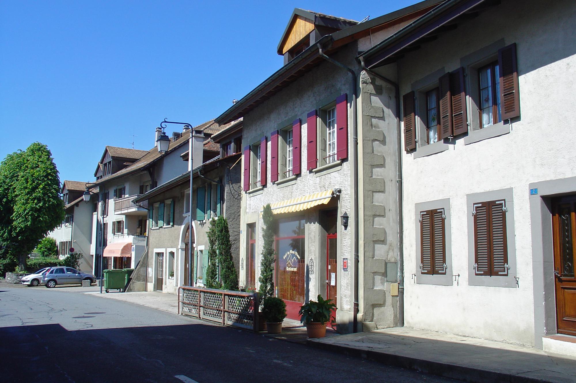 Lonay façades