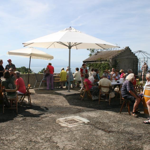 Der Weinbehälter