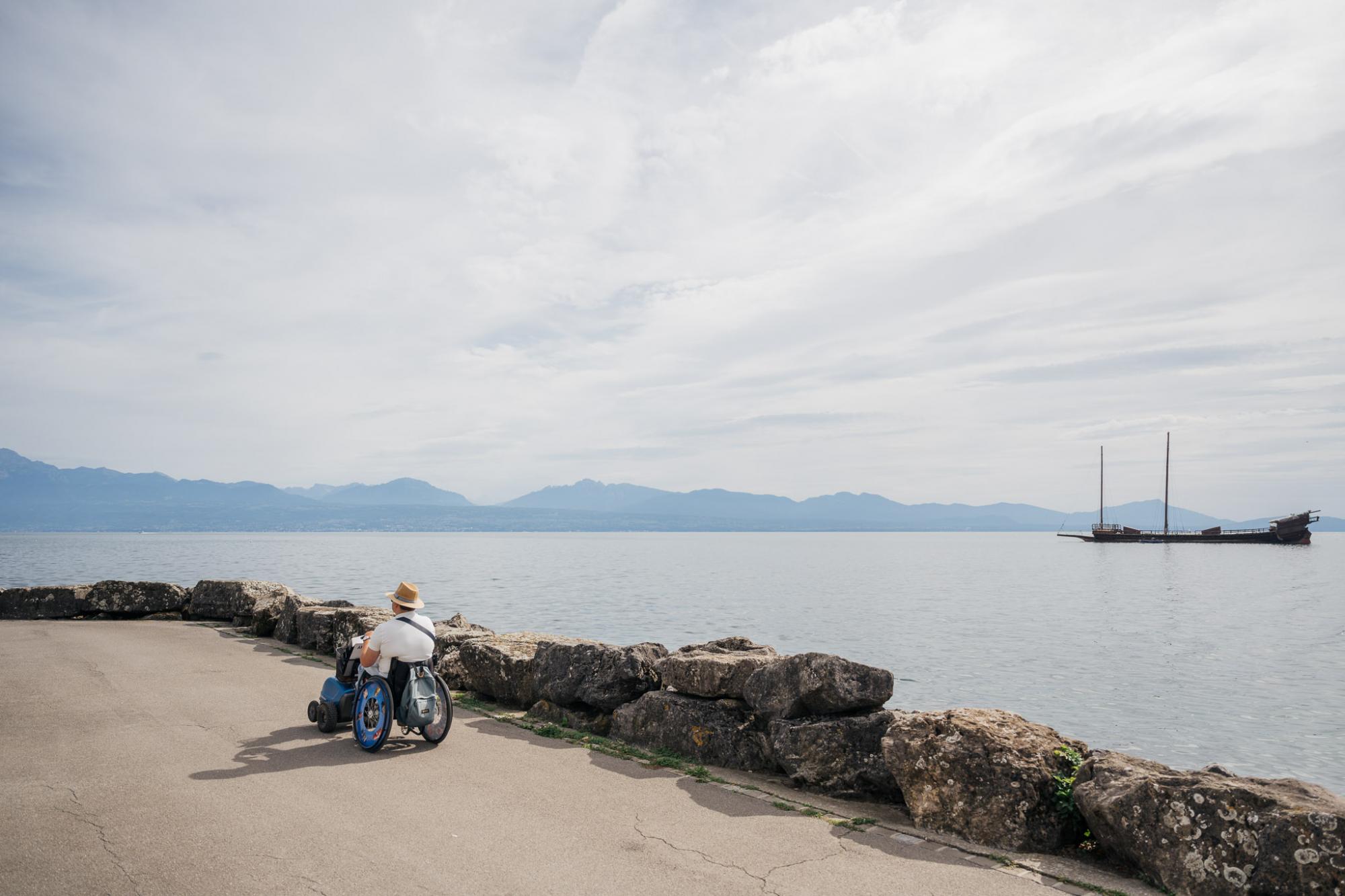 Chaise roulante quais Morges Galère