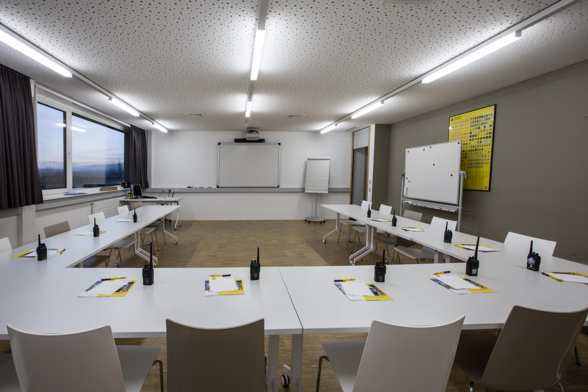 Salles séminaire tables en U TCS Cossonay