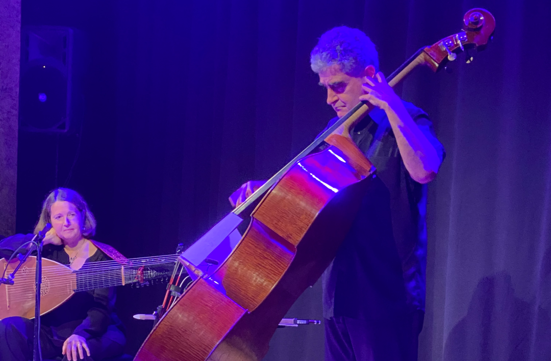 Concert de Renaud Garcia-Fons (contrebasse 5 cordes) et Claire Antonini (Théorbe) : "Farangi".