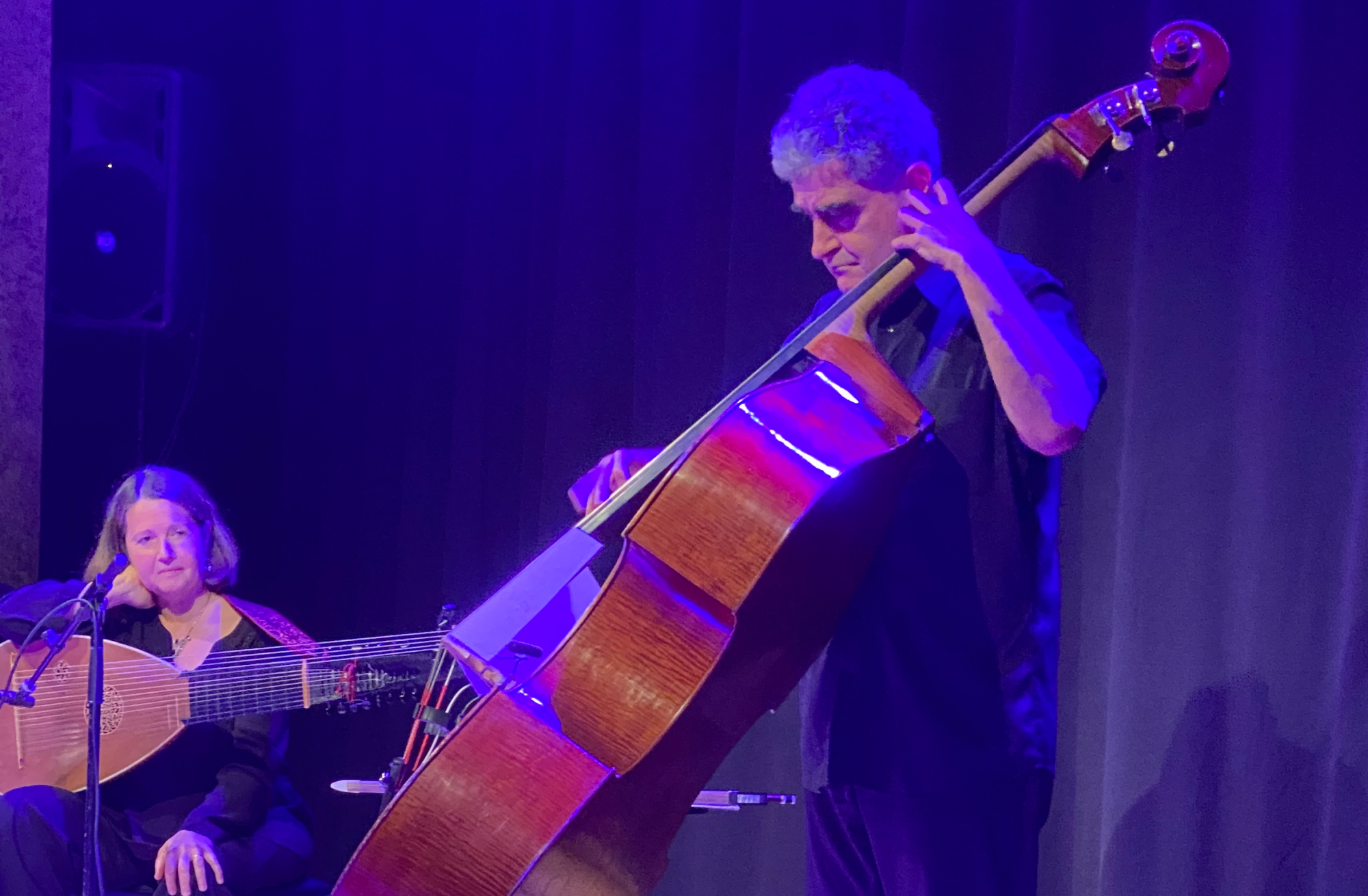 Concert de Renaud Garcia-Fons (contrebasse 5 cordes) et Claire Antonini (Théorbe) : "Farangi".