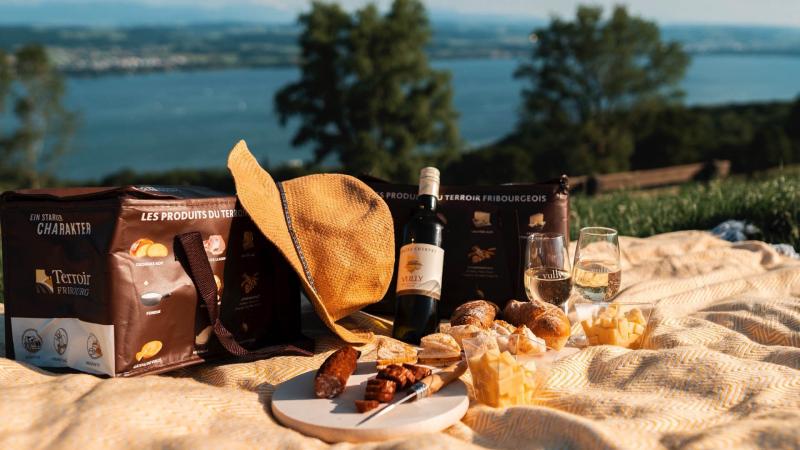 Picknick-Box FRIBOURG REGION in Vully / Ref.11151
