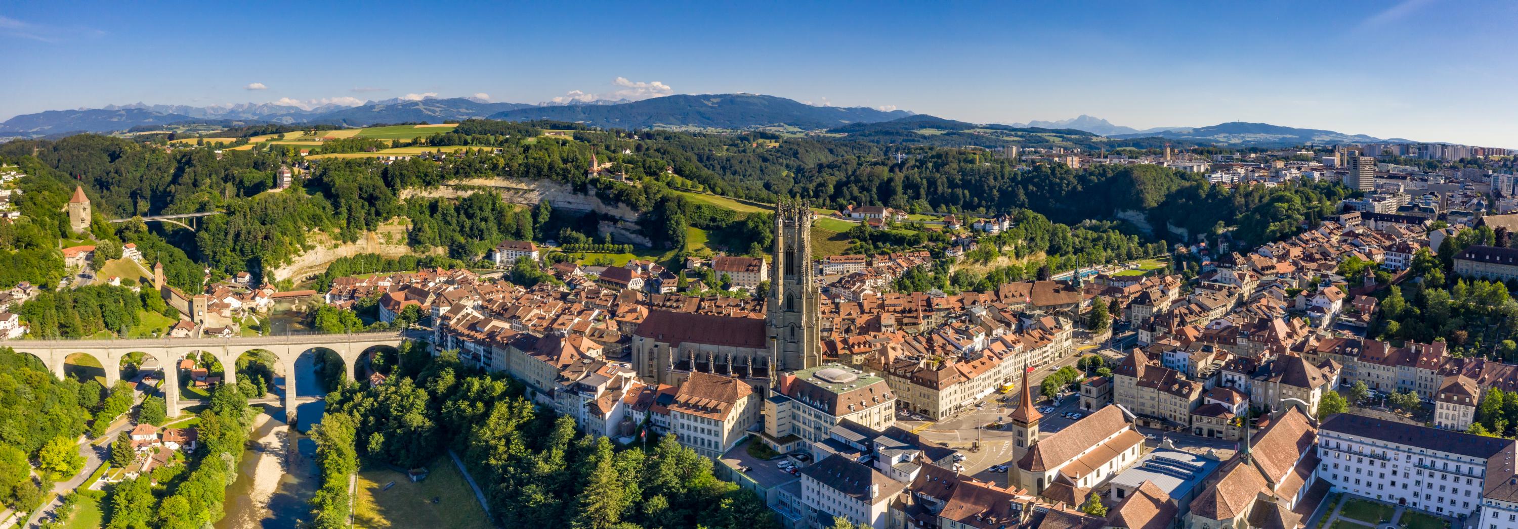 Bienvenue à Fribourg, ville au charme incomparable!