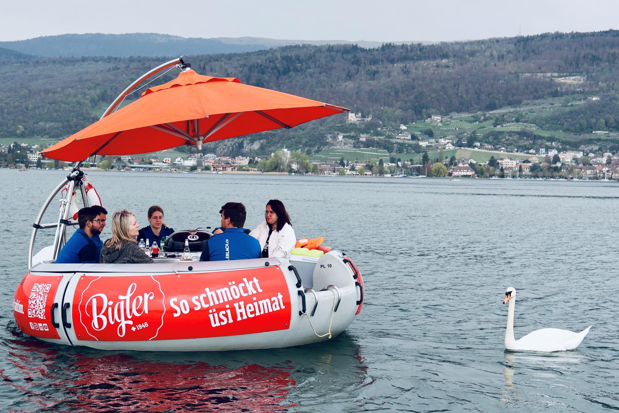 BBQ-Donut, Erlach | Tourisme Bienne Seeland (CH) | Activité aquatique