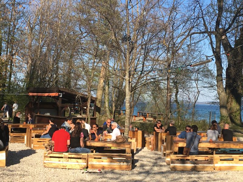 La Pointe Du Grain Buvette De Plage Bevaix Neuchâtel