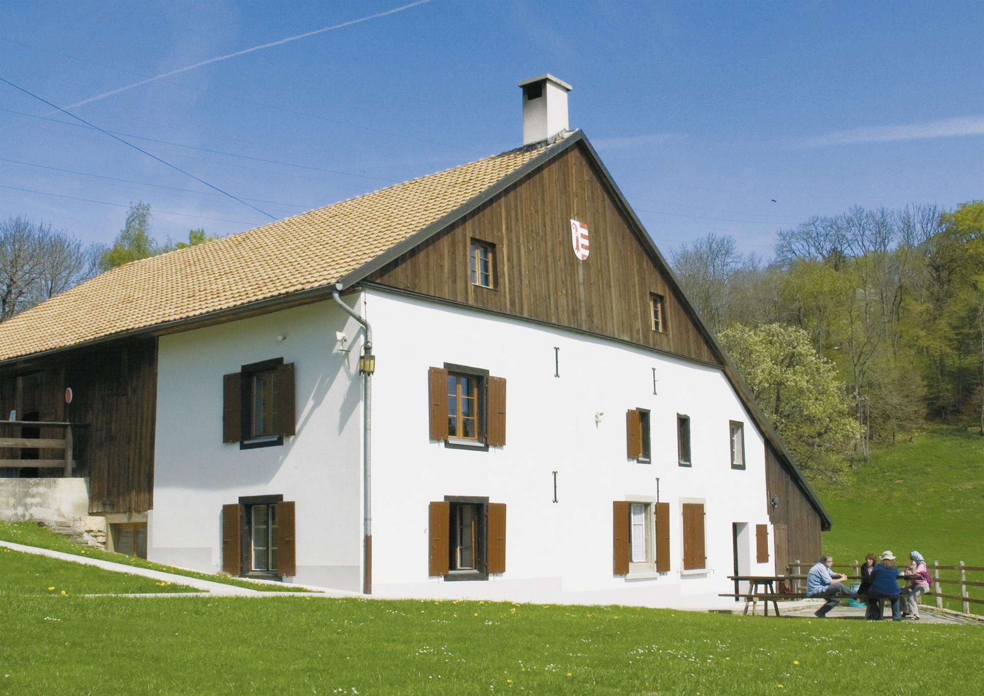 Ferme Des Vies Develier Jura Tourisme Suisse Hebergement Collectif