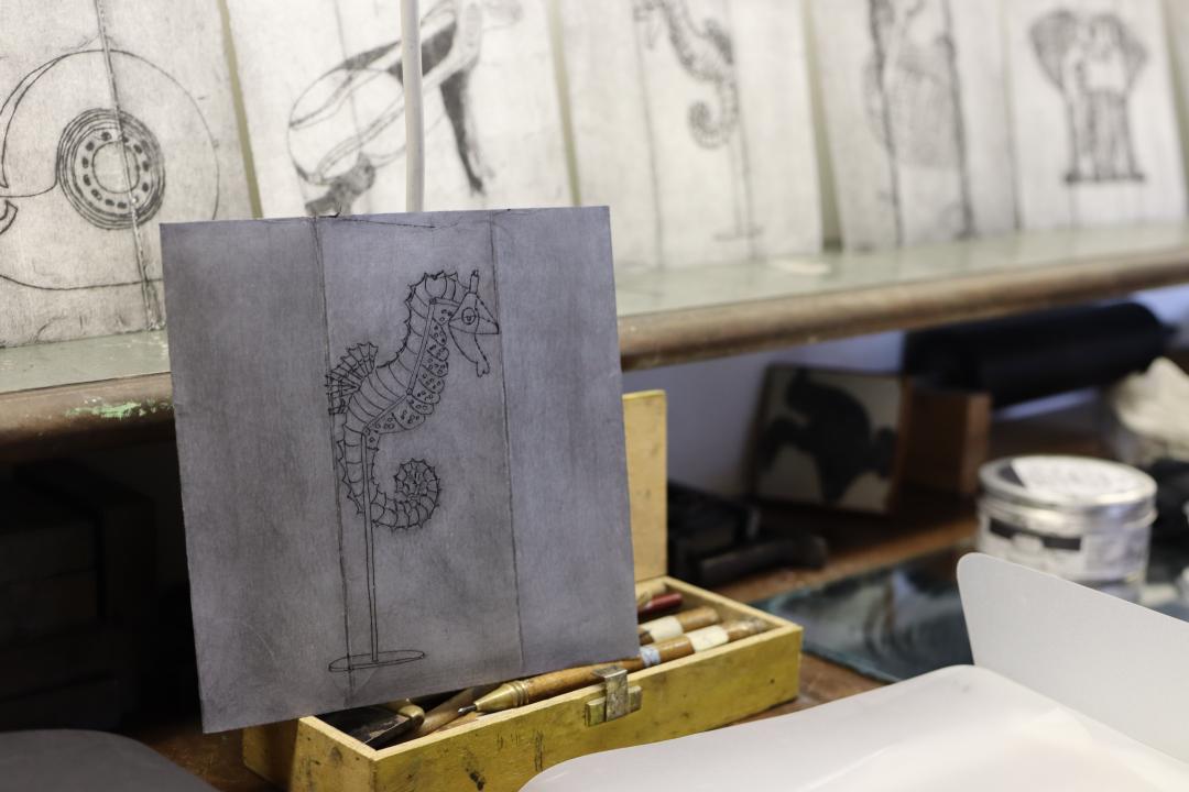 Atelier d’écriture et de berlingogravure – Du goudron et des plumes