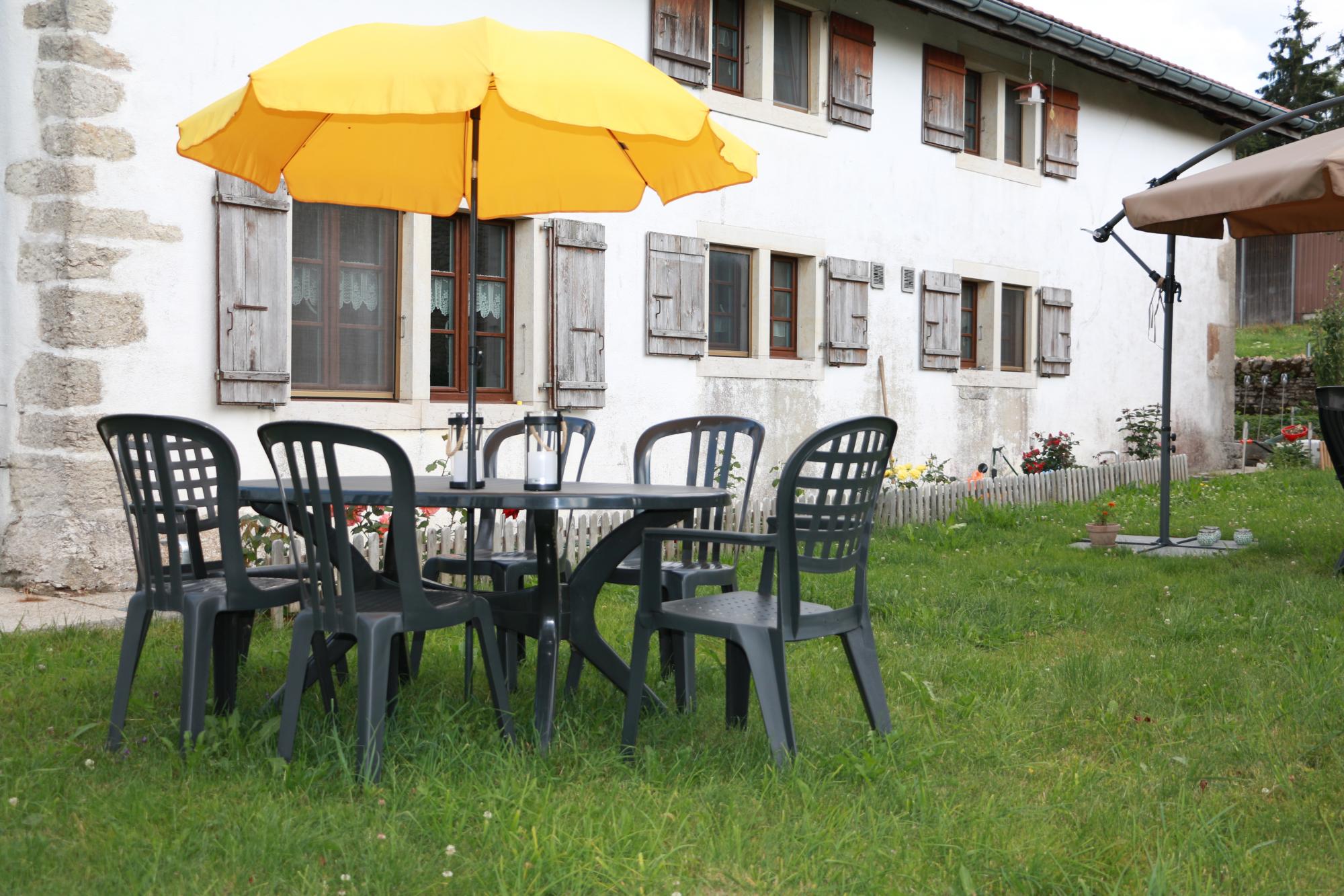 Appartement Un Petit Coin De Paradis Aux Enfers Les Enfers Jura Tourisme Suisse Appartement De Vacances