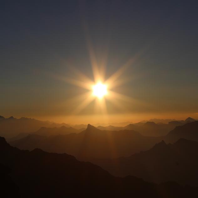 Lever Du Soleil Au Mont-Fort | Nendaz Switzerland