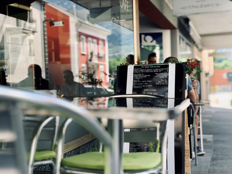 Central Avenue, Crêperie-Restaurant-Pizzeria