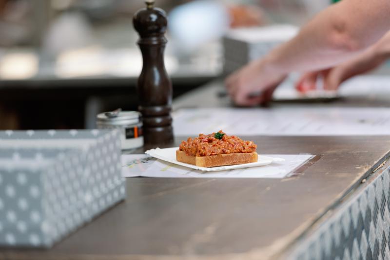 Couleur Pavé - Stand de nourriture - Tartare