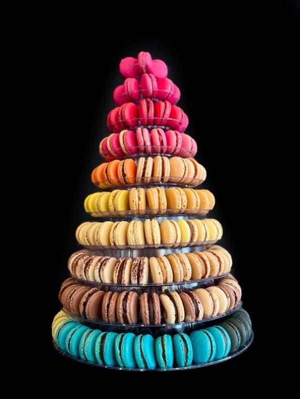 Signature Macarons 5