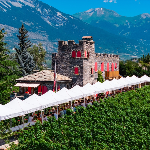 Tavolata Castel de Daval