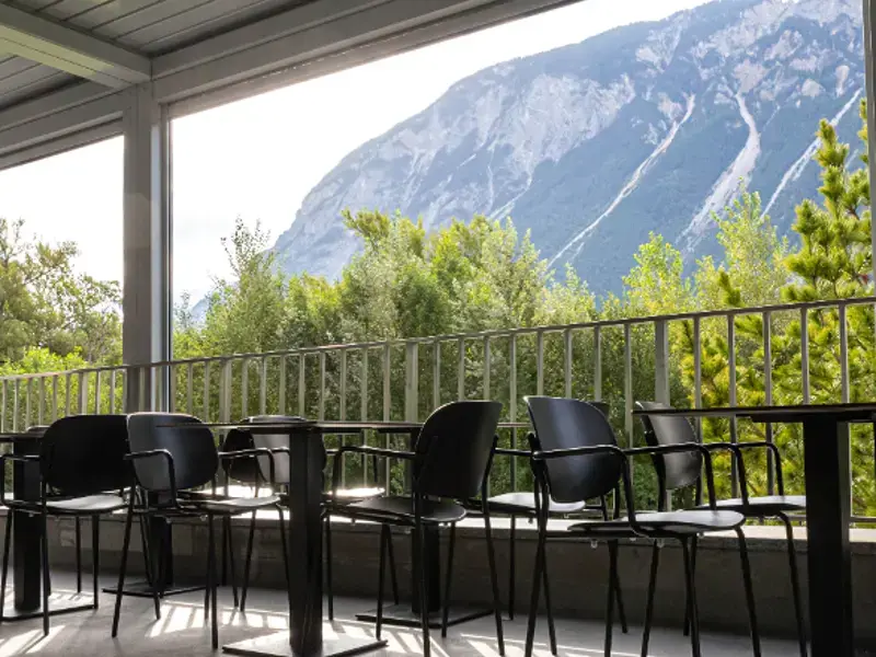 sportzentrum_wyn_skillpark_terrasse