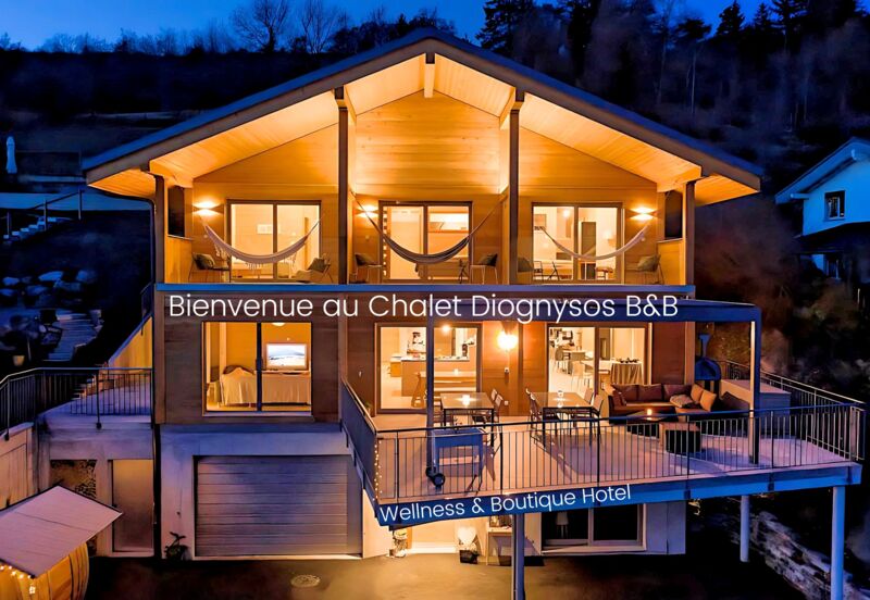 Chalet Diognysos bienvenue facade web.jpg