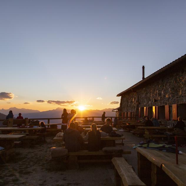 Cabane Bella-Tola accomodation | Val d’Anniviers Tourism – Valais ...