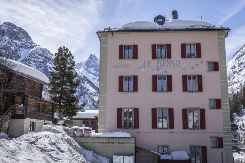 Hotel Le Besso in Zinal - Building_Winter