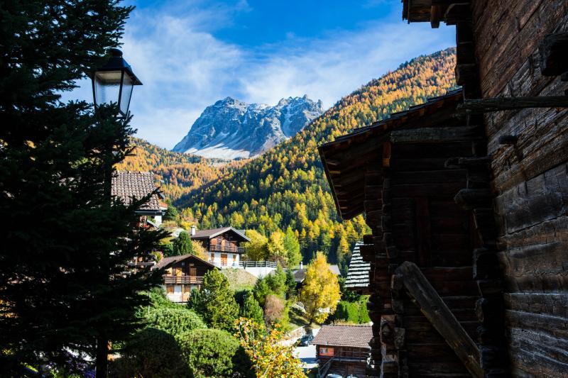 St-Luc Dorf im Herbst