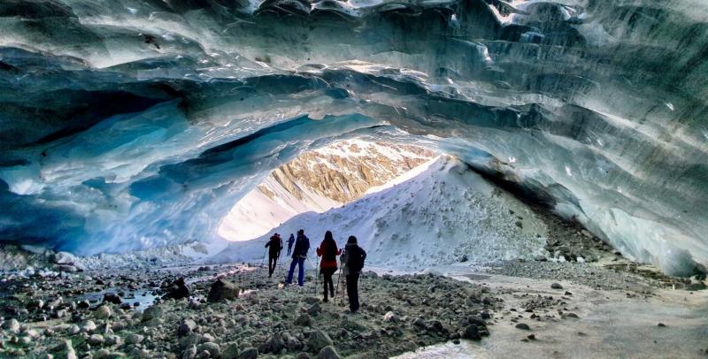 Visite des grottes du glacier de Zinal avec Pascale Haegler - redimensionnée