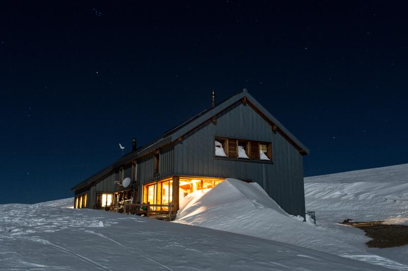 Cabane des Becs - nuit hiver