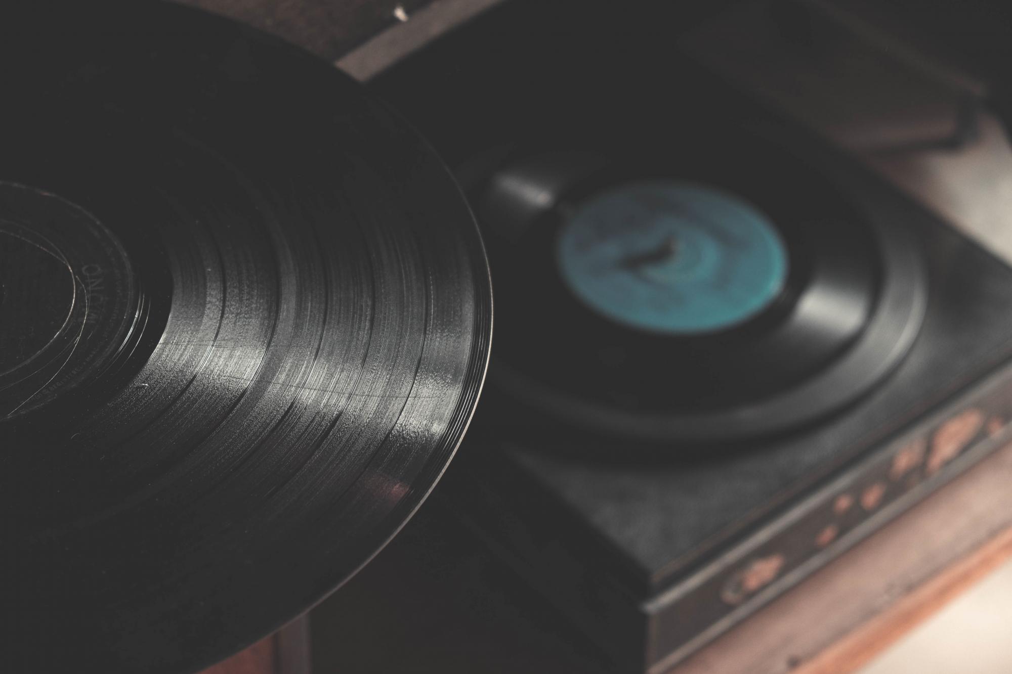 DJ - live music