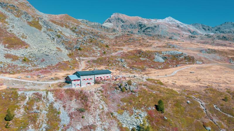 cabane Bella Tola - été