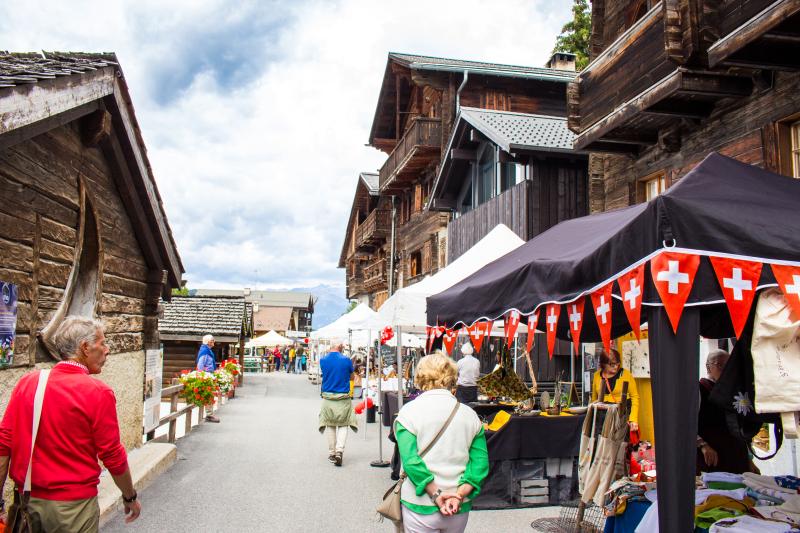 Marché artisanal St-Luc