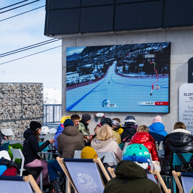 Fan Zone at Schuss Bar/Burger des Cimes | Val d'Anniviers Tourism